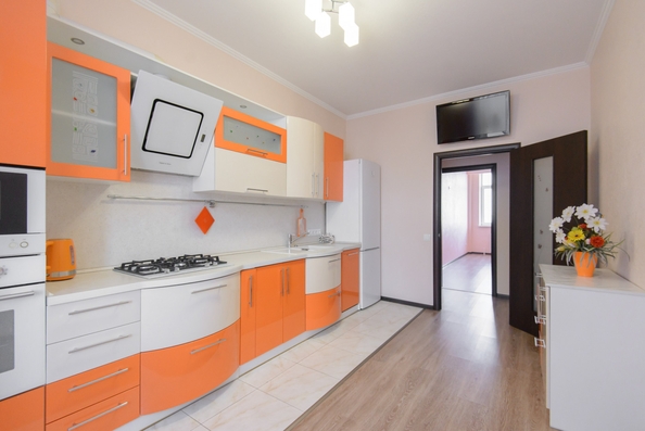 
  Продается 4-комн. квартира, 125.6 м², Комарова ул, д. 131а
. Фото 2.