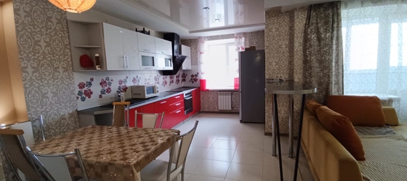 
  Продается 2-комн. квартира, 74 м², Ленина пр-кт, д. 245
. Фото 5.