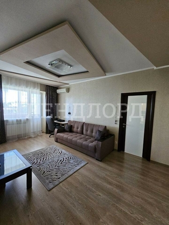 
   Продам 2-комнатную, 45 м², Донецкий пер, 23Б

. Фото 4.