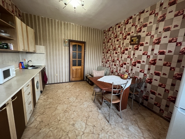 
  Продается 2-комн. квартира, 67 м², Гулаева ул, д. 127
. Фото 10.