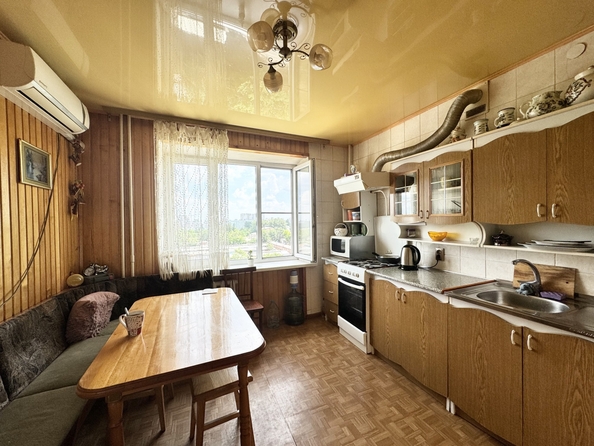 
  Продается 2-комн. квартира, 60 м², 40-летия Победы пр-кт, д. 73
. Фото 1.
