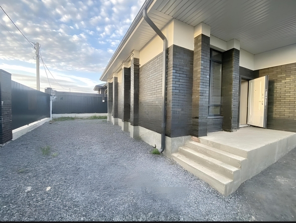 
  Продается дом, 110 м², Аксай
. Фото 1.