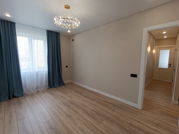 
  Продается 3-комн. квартира, 54.5 м², Соколова пр-кт, д. 75
. Фото 5.