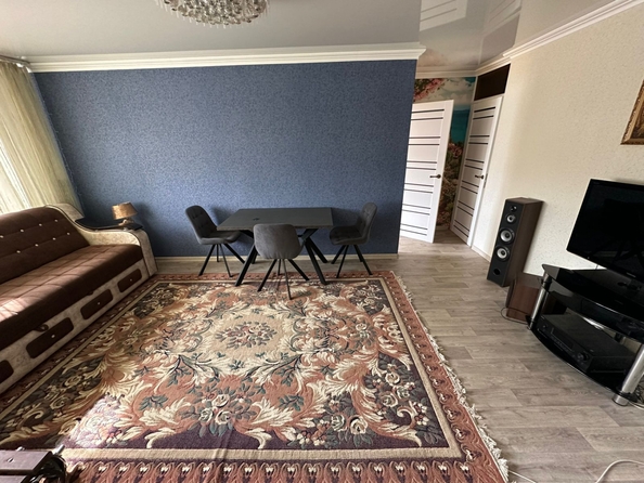 
  Продается 3-комн. квартира, 56 м², Октябрьский пер, д. 2
. Фото 2.