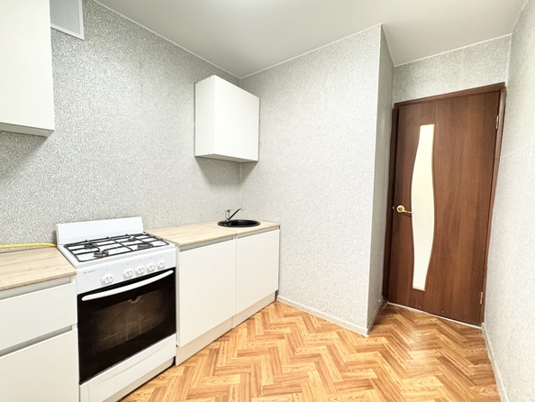
  Продается 2-комн. квартира, 47 м², 40-летия Победы пр-кт, д. 75
. Фото 2.