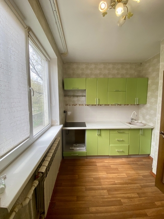 
  Продается 1-комн. квартира, 40 м², 40-летия Победы пр-кт, д. 81
. Фото 3.