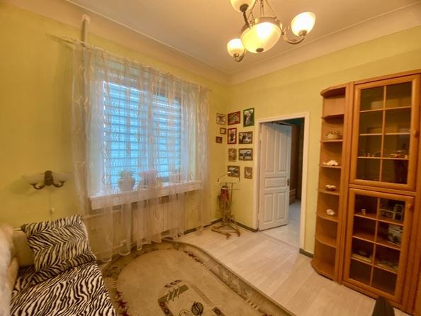 
  Продается 3-комн. квартира, 60 м², 25-я линия ул, д. 9
. Фото 4.