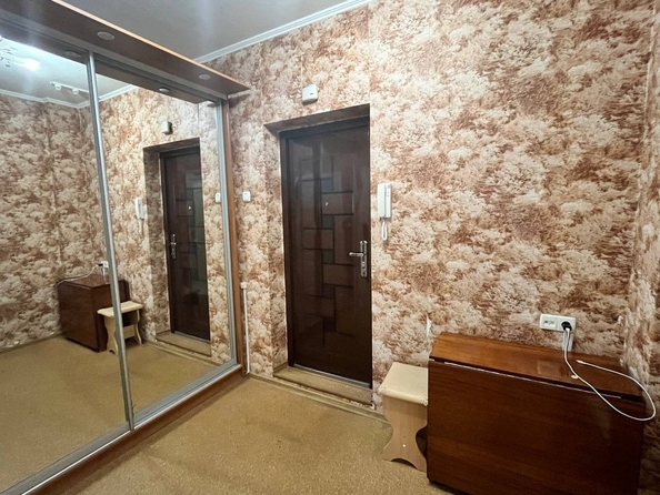 
  Продается 1-комн. квартира, 38 м², Жмайлова ул, д. 4
. Фото 8.