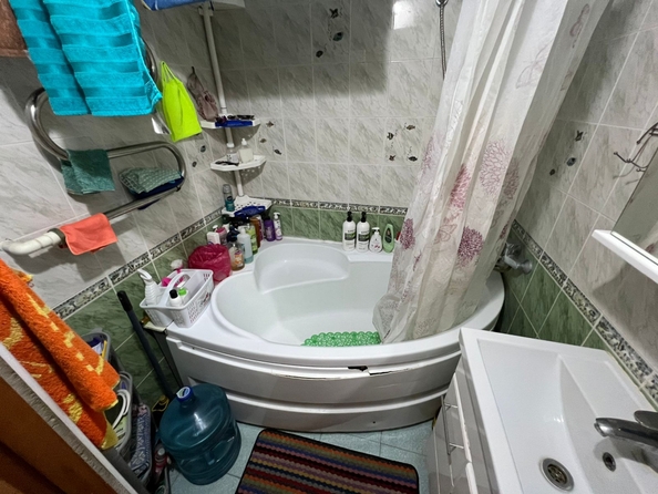 
  Продается 3-комн. квартира, 72 м², Платова ул, д. 68
. Фото 6.