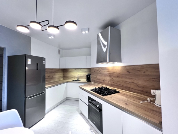 
  Продается 1-комн. квартира, 42 м², Берберовская ул, д. 6
. Фото 2.
