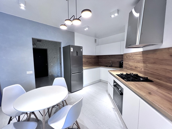 
  Продается 1-комн. квартира, 42 м², Берберовская ул, д. 6
. Фото 3.