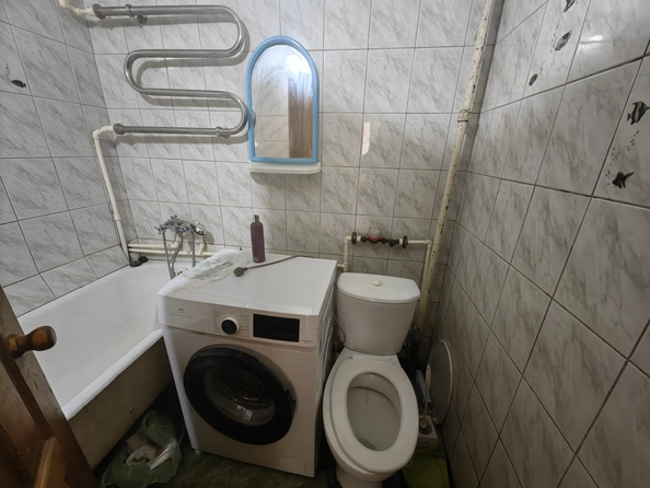 
  Продается 3-комн. квартира, 42 м², 40-летия Победы пр-кт, д. 55
. Фото 7.
