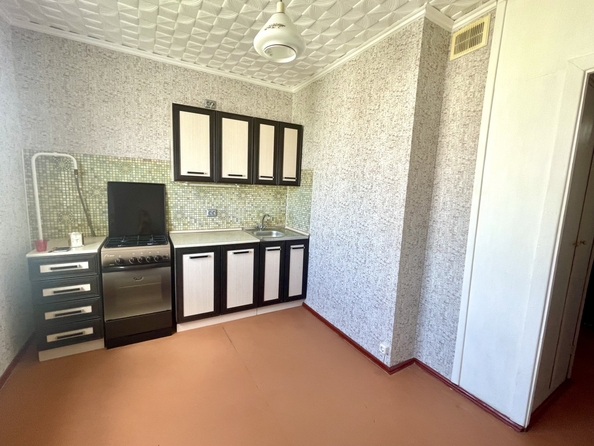 
  Продается 1-комн. квартира, 39 м², Еременко ул, д. 60
. Фото 2.