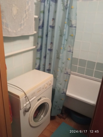 
  Продается 3-комн. квартира, 62 м², Королева пр-кт, д. 1
. Фото 8.