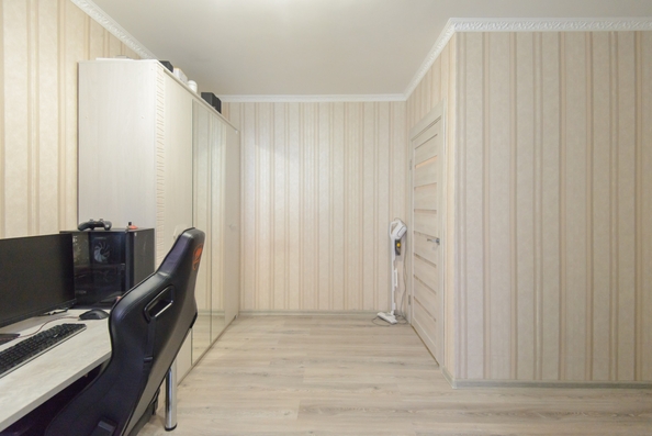 
  Продается 2-комн. квартира, 48 м², Ясный пер, д. 6
. Фото 7.