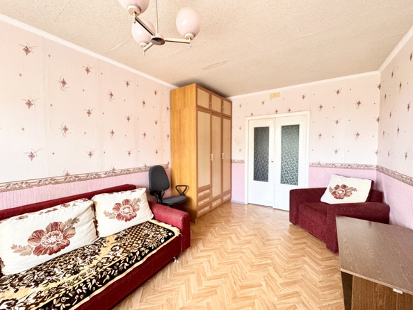 
  Продается 1-комн. квартира, 40 м², 40-летия Победы пр-кт, д. 95
. Фото 2.