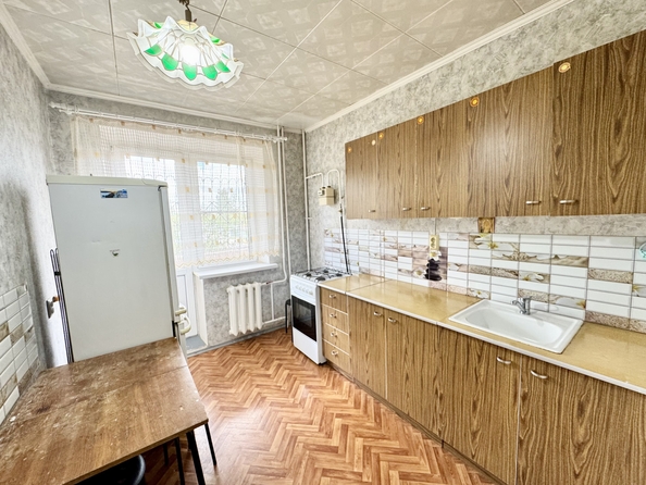 
  Продается 1-комн. квартира, 40 м², 40-летия Победы пр-кт, д. 95
. Фото 3.