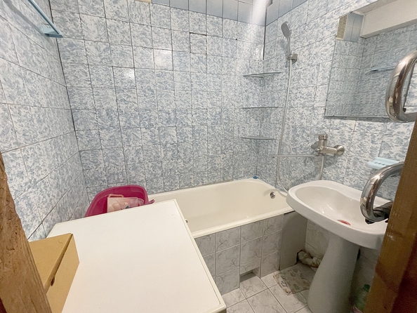 
  Продается 2-комн. квартира, 50 м², Жмайлова ул, д. 3
. Фото 8.