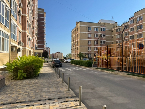 
  Продается 4-комн. квартира, 75 м², Чаленко пер, д. 17/1
. Фото 18.