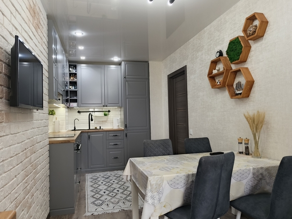 
  Продается 2-комн. квартира, 60.5 м², Горсоветская ул, д. 57
. Фото 9.