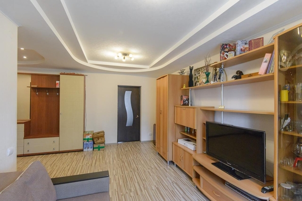 
  Продается 2-комн. квартира, 44 м², Зорге ул, д. 2
. Фото 2.