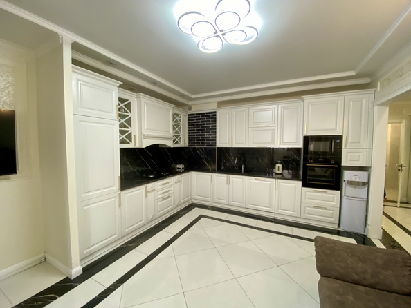 
  Продается 2-комн. квартира, 71 м², Вересаева ул, д. 101
. Фото 2.