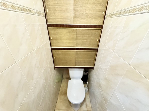 
  Продается 3-комн. квартира, 60 м², Нижненольная ул, д. 15
. Фото 9.