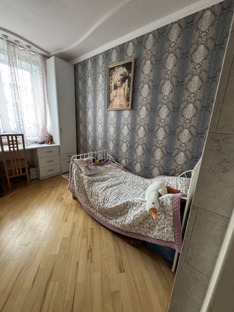 
  Продается 4-комн. квартира, 99.5 м², Жмайлова ул, д. 27
. Фото 11.