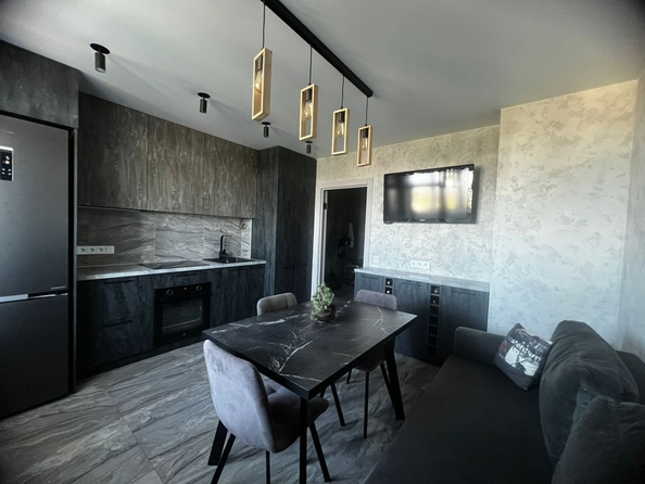 
  Продается 2-комн. квартира, 65.6 м², 2-я Краснодарская ул, д. 169б
. Фото 1.