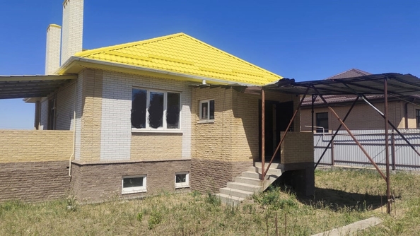 
  Продается дом, 180 м², Аксай
. Фото 2.