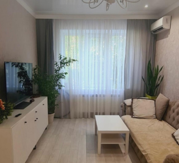 
  Продается 3-комн. квартира, 75 м², Рабочая пл, д. 5
. Фото 1.