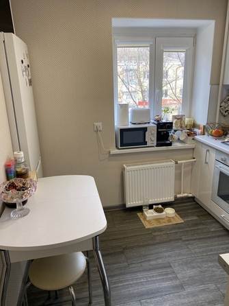 
  Продается 2-комн. квартира, 45.6 м², Ларина ул, д. 24
. Фото 5.