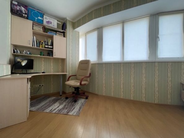
  Продается 4-комн. квартира, 143 м², Петрашевского ул, д. 36
. Фото 13.