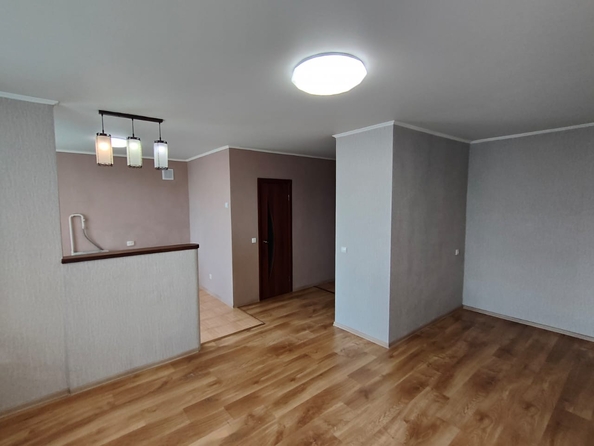 
  Продается 1-комн. квартира, 37 м², Абаканская ул, д. 24
. Фото 6.