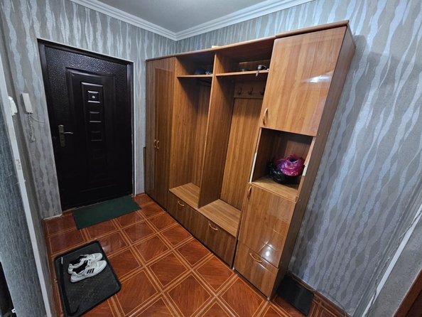 
  Продается 3-комн. квартира, 70 м², Воровского ул, д. 11
. Фото 9.