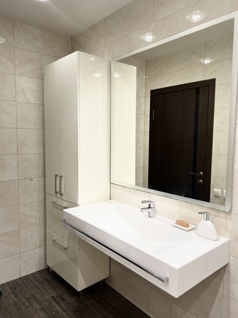 
  Продается 3-комн. квартира, 92.7 м², Павленко ул, д. 40
. Фото 9.