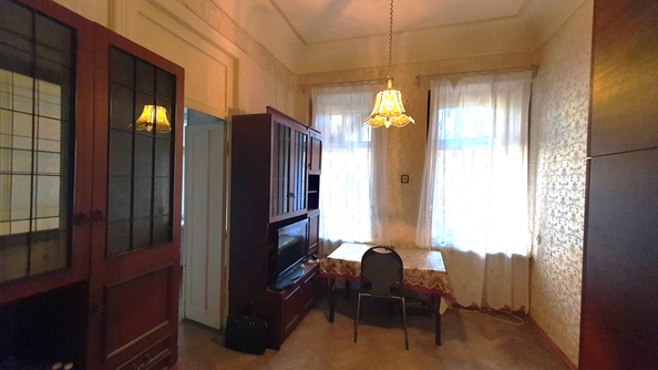 
  Продается 3-комн. квартира, 44 м², Пушкинская ул, д. 105
. Фото 3.