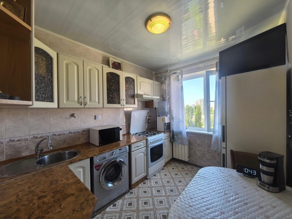 
  Продается 2-комн. квартира, 50.3 м², Дебальцевская ул, д. 6
. Фото 2.