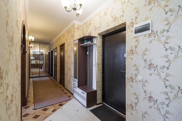 
  Продается 3-комн. квартира, 87.7 м², Стабильная ул, д. 13
. Фото 6.