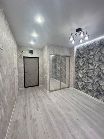 
  Продается 1-комн. квартира, 40 м², Вагулевского ул
. Фото 3.