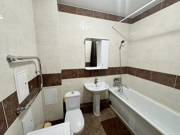 
  Продается 1-комн. квартира, 41 м², Еременко ул, д. 100
. Фото 9.