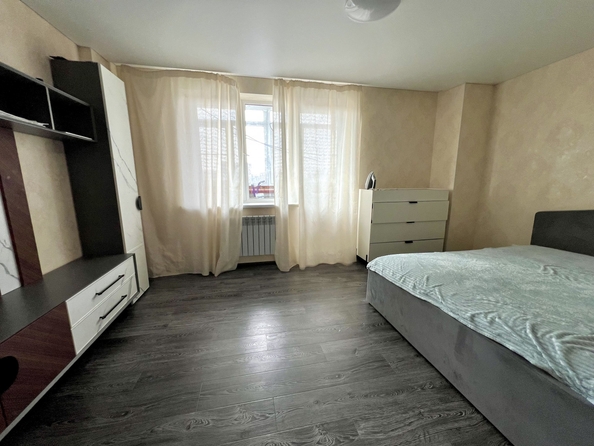 
  Продается 2-комн. квартира, 67 м², Платова ул, д. 101
. Фото 5.