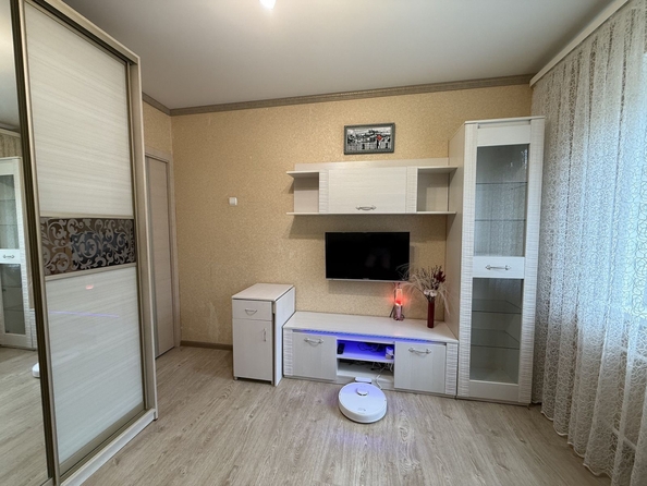 
  Продается 3-комн. квартира, 65 м², Зорге ул, д. 27/6
. Фото 14.