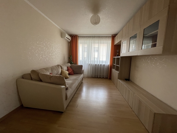 
  Продается 3-комн. квартира, 51 м², Быковского ул, д. 1/2
. Фото 2.