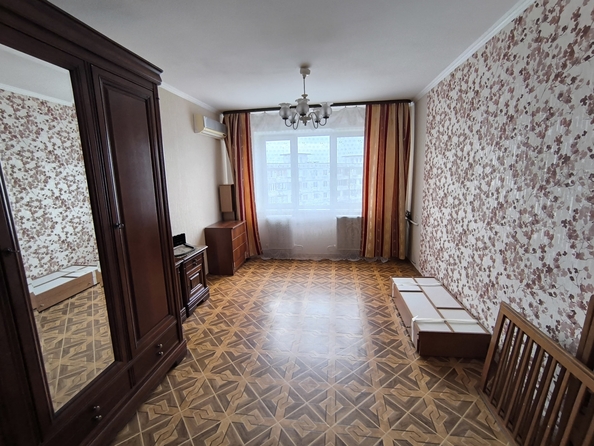 
  Продается 3-комн. квартира, 92 м², Думенко ул, д. 1
. Фото 1.