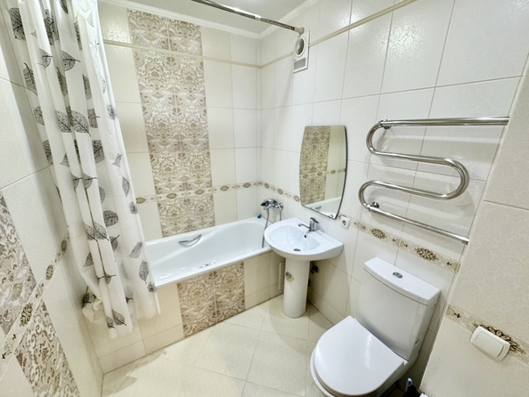 
  Продается 1-комн. квартира, 42 м², Вересаева ул, д. 103
. Фото 6.