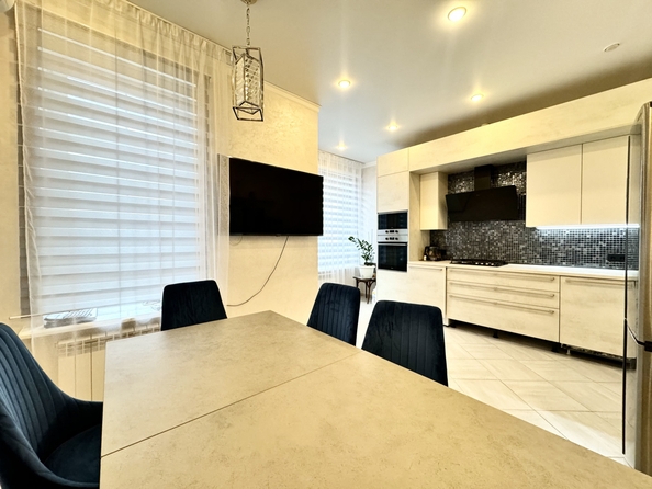 
  Продается 2-комн. квартира, 78 м², Карла Либкнехта ул, д. 112
. Фото 3.