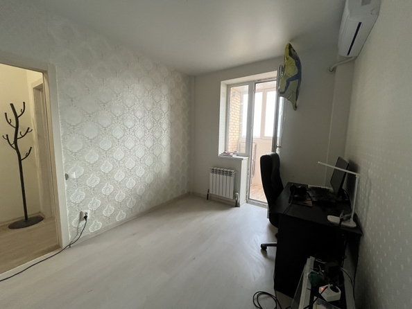 
  Продается 1-комн. квартира, 35 м², Батуринская ул, д. 167
. Фото 9.
