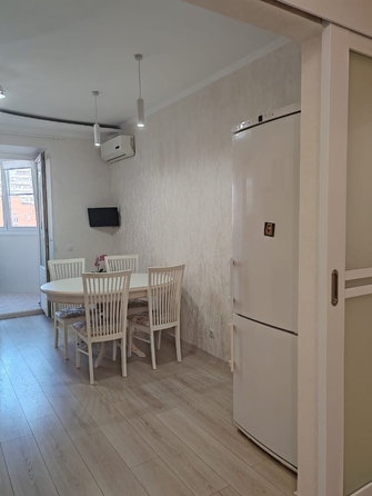 
  Продается 2-комн. квартира, 86 м², Филимоновская ул, д. 128
. Фото 5.