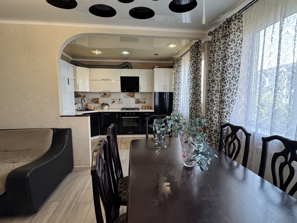 
  Продается 3-комн. квартира, 64 м², Зорге ул, д. 35
. Фото 1.
